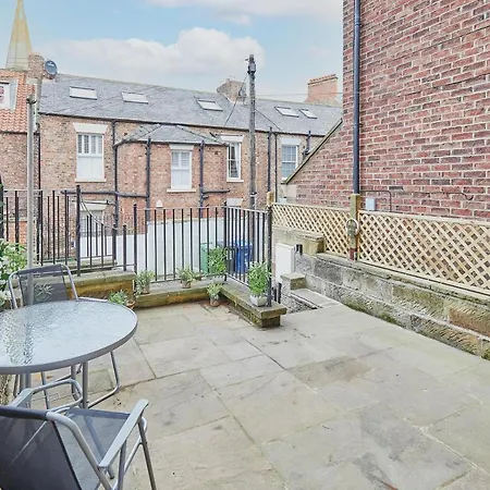 Host & - Knight Retreat 公寓